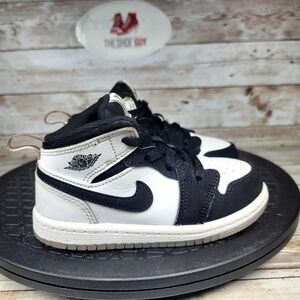 Jordan 1 Mid SE Toddler 8C Diamond White Black Athletic School Shoes